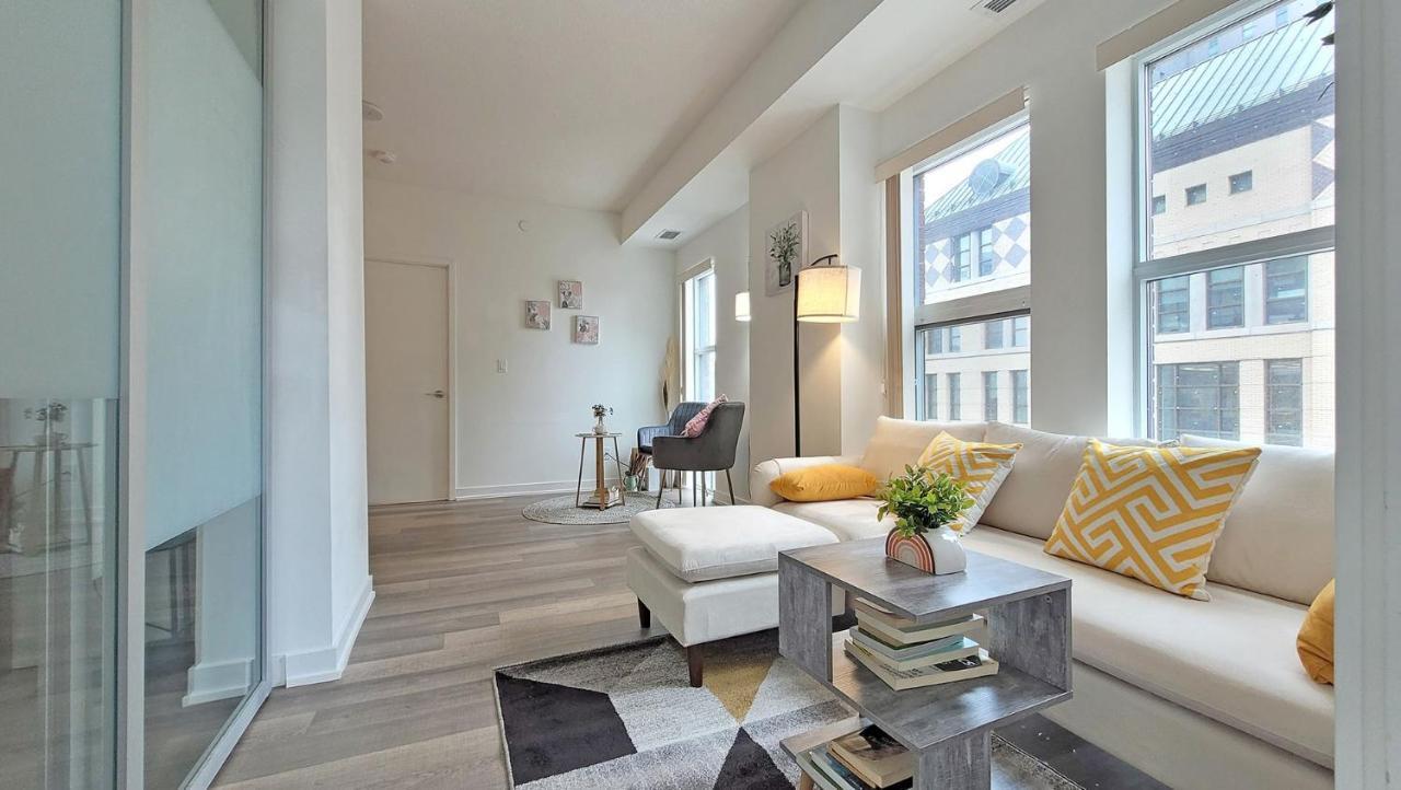 Lovely 3 Bedrooms In University Of Toronto Exterior foto